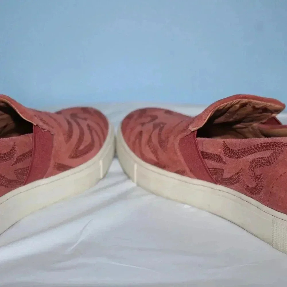 Designer by Frye Ivy Primrose Suede Slip On Sneakers Womens Size 9 - Picture 16 of 16